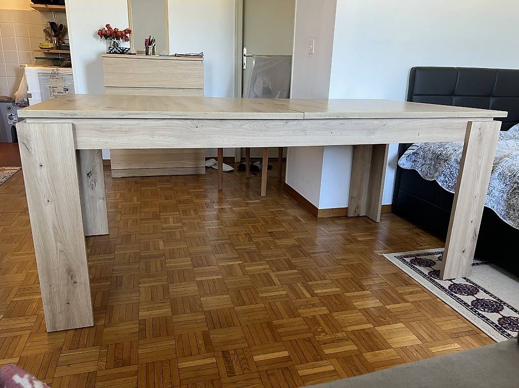 Tische: Table à manger extensible  – Neu und originalverpackt aus Crissier von aga_p2hv 4