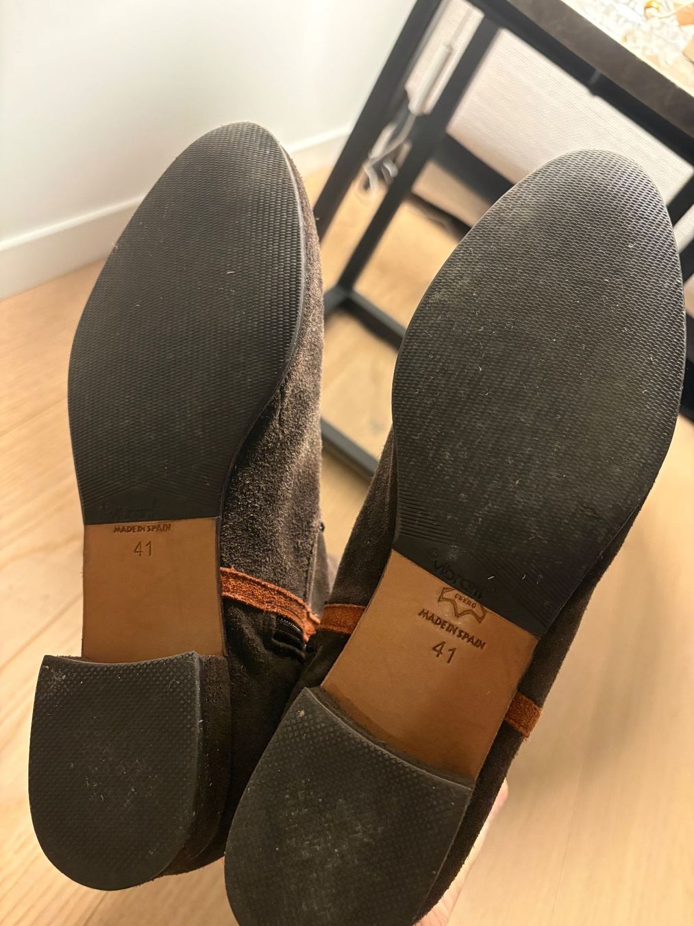 Scarpe da donna: Braune Damen Wildlederstiefel, Grösse 41 – Usato da Buchberg venduto da selphy33 3