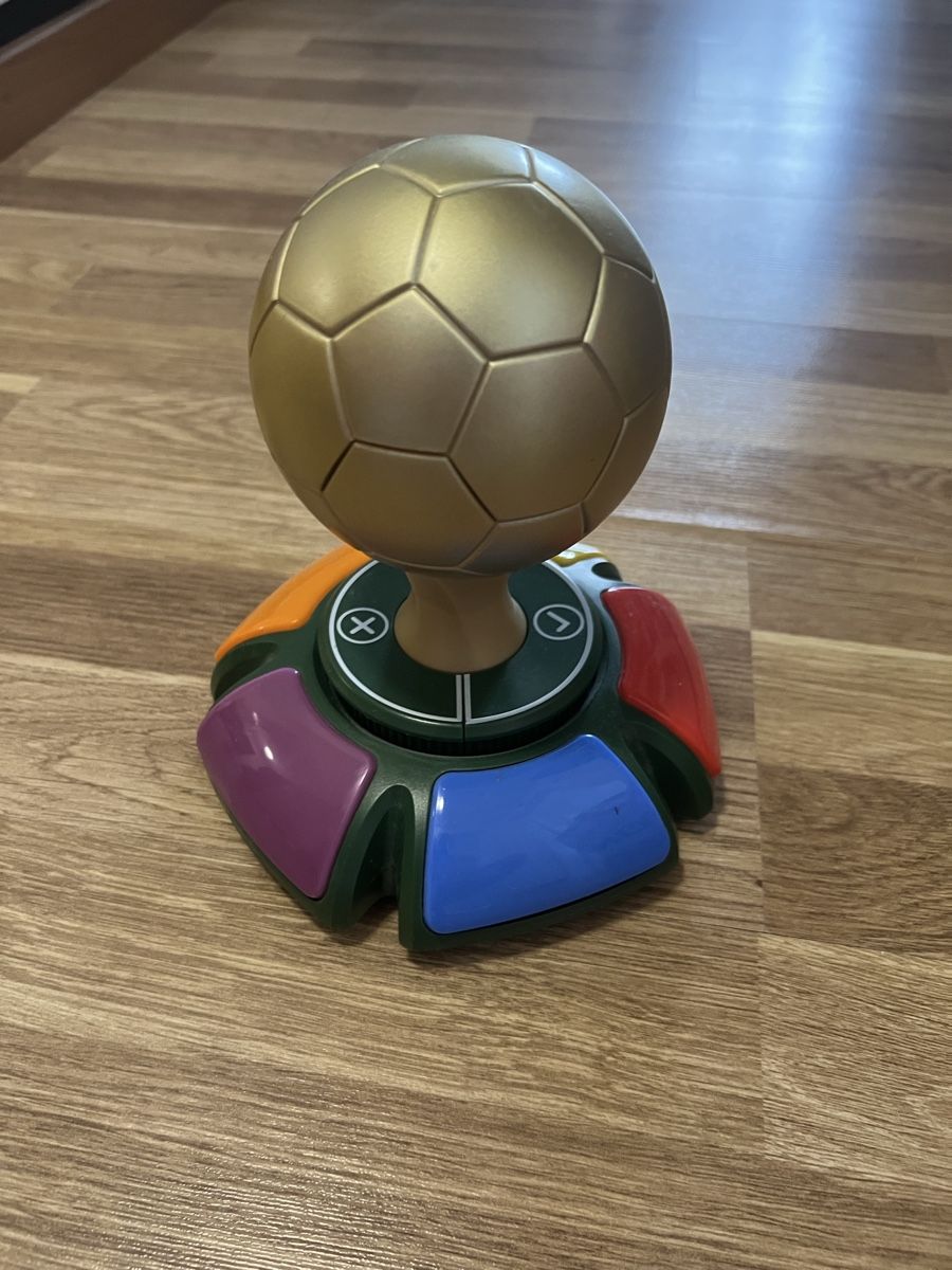 Jeux: Fussballrätsel – Neuf (Voir description) à Pfäffikon ZH par Batgirl78
