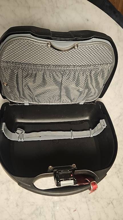 Trousses de maquillage: Reise Beauty Case Hartschale – D'occasion à Kilchberg ZH par l00_dt6r 3