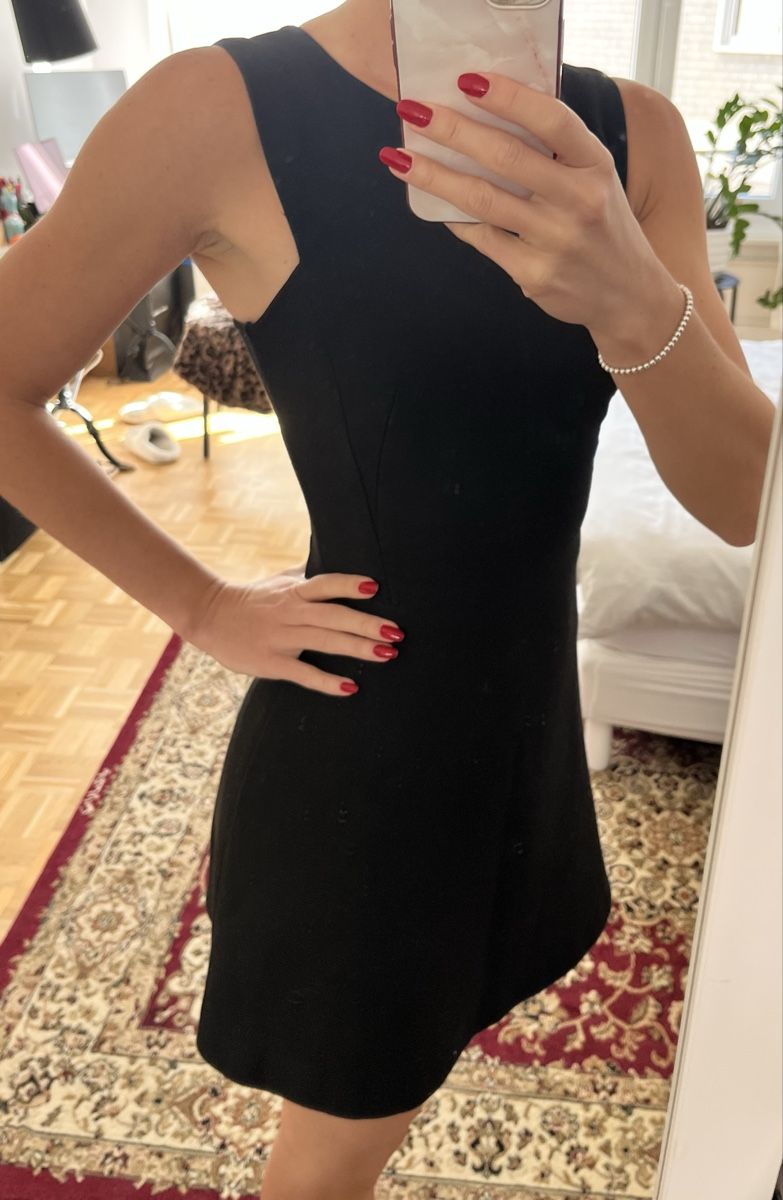 Zara Vestiti: Zara Basic Black Mini Dress - Elegant and Timeless! – Usato da Lausanne venduto da Chika_Tetsu 1