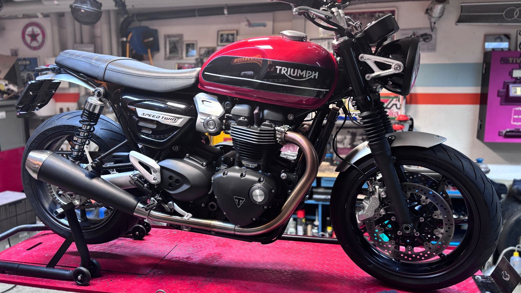Triumph Strada: Triumph Speed Twin 1200 – Usato da Zürich venduto da jabli 1