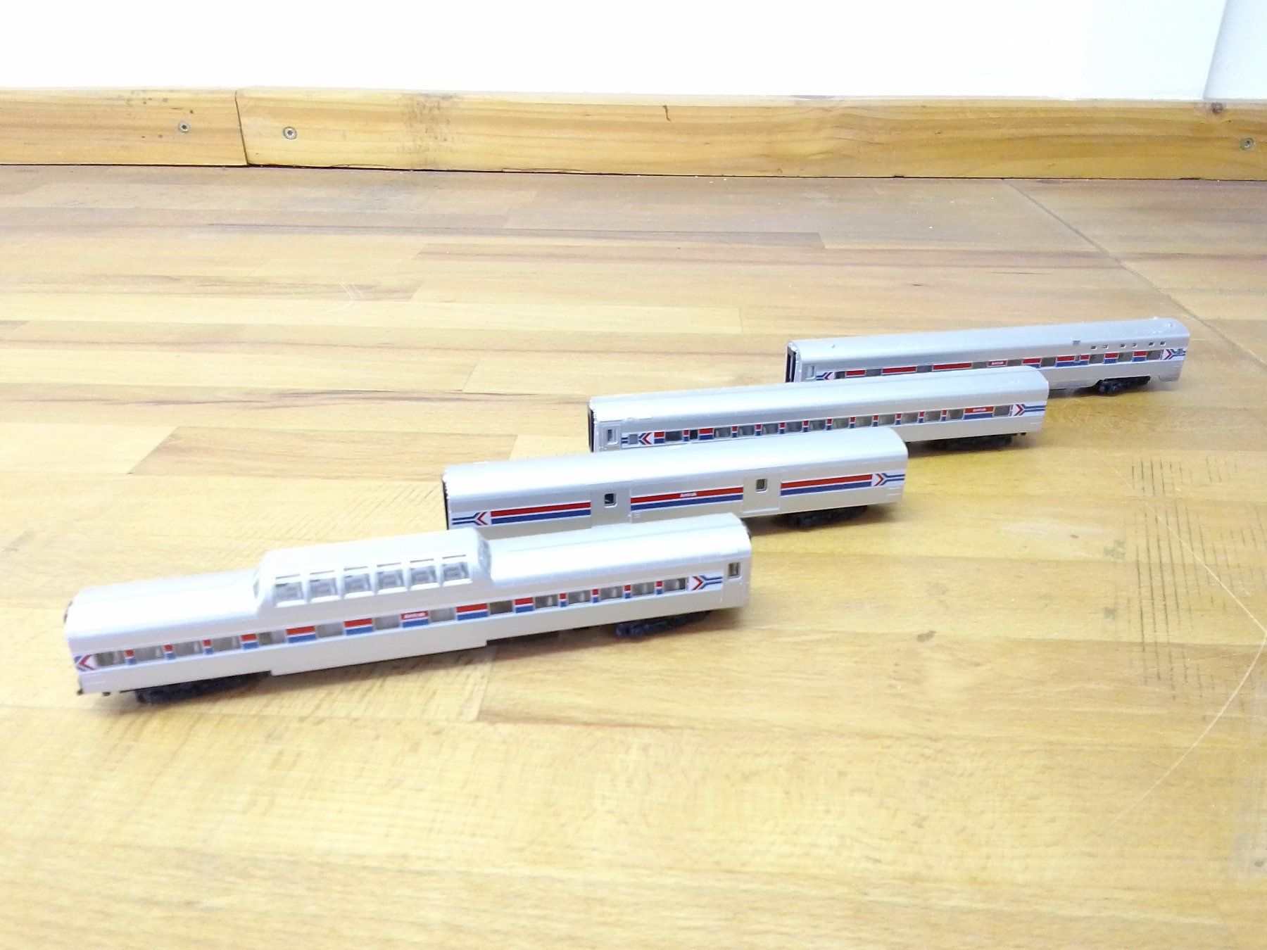 Kato Modelleisenbahnen: Personenzug "Kato" – Gebraucht aus Zollikofen von Noak 2