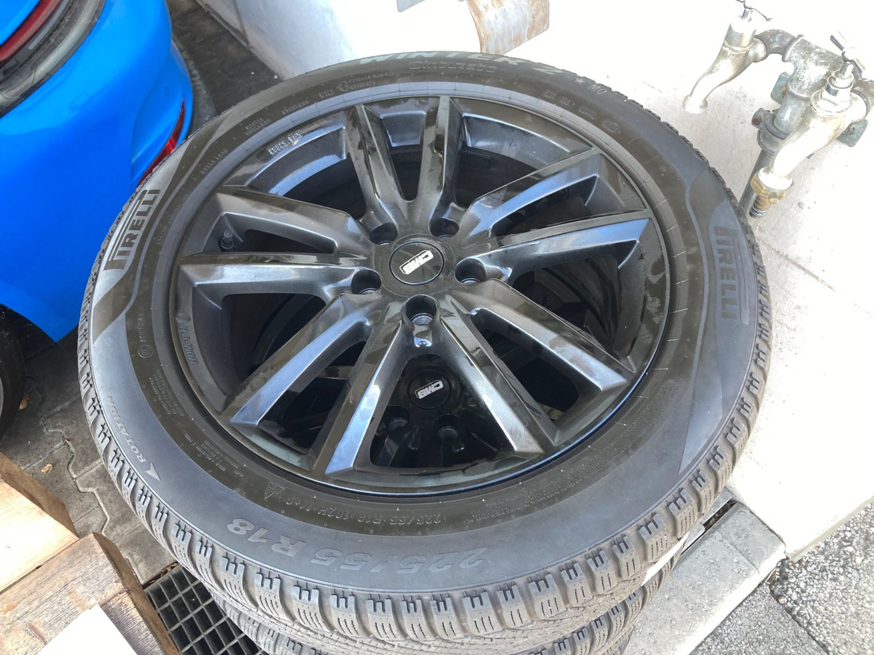 BMW Pneumatici & Ruote complete: BMW X1 Winterräder 225/55R18 – Usato da Cham venduto da WB2223 1