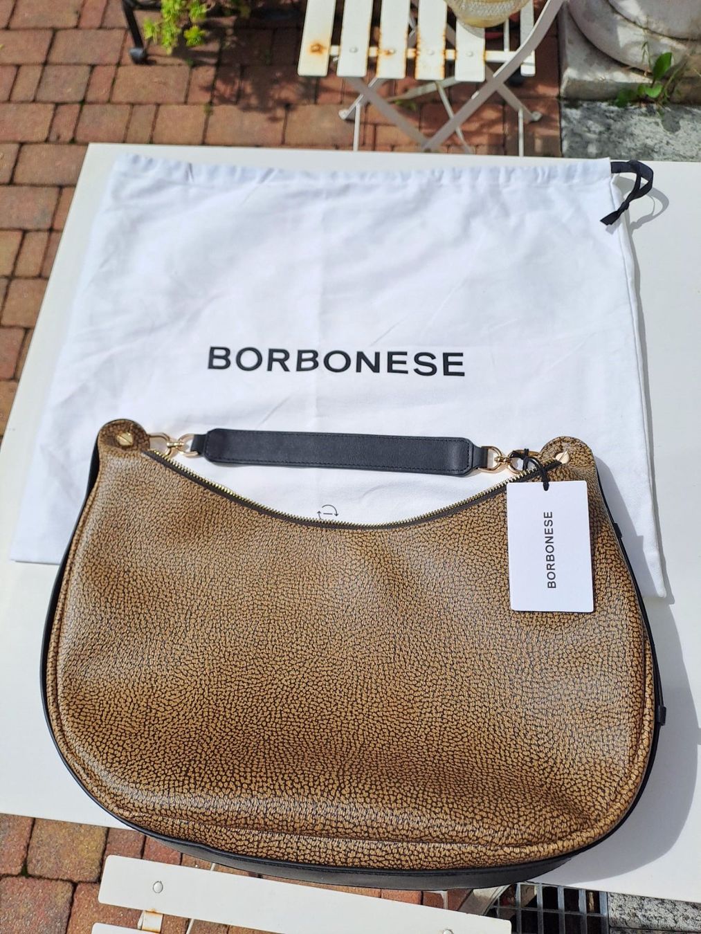 Borbonese Borse da donna: Borsa Borbonese- HOBO Medium OP Natural – Nuovo e nell'imballaggio originale da Ligornetto venduto da Pol63
