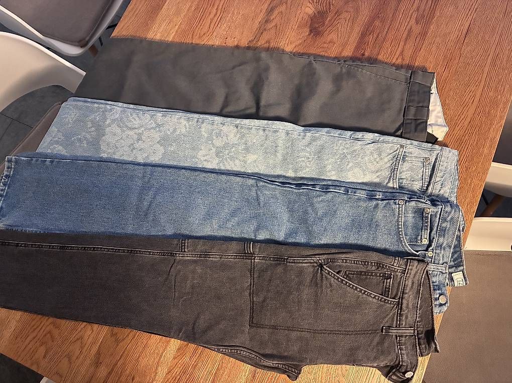 Jeans: Vendo Jeans tra il 28W-32W – Gebraucht aus  von  1