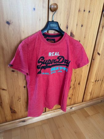 Superdry T-Shirt rot mit Logo Aufdruck Grösse M