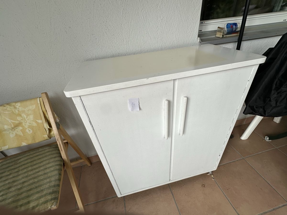 Commodes: Kommode  – D'occasion à Zeihen par Chrutzelriet 2