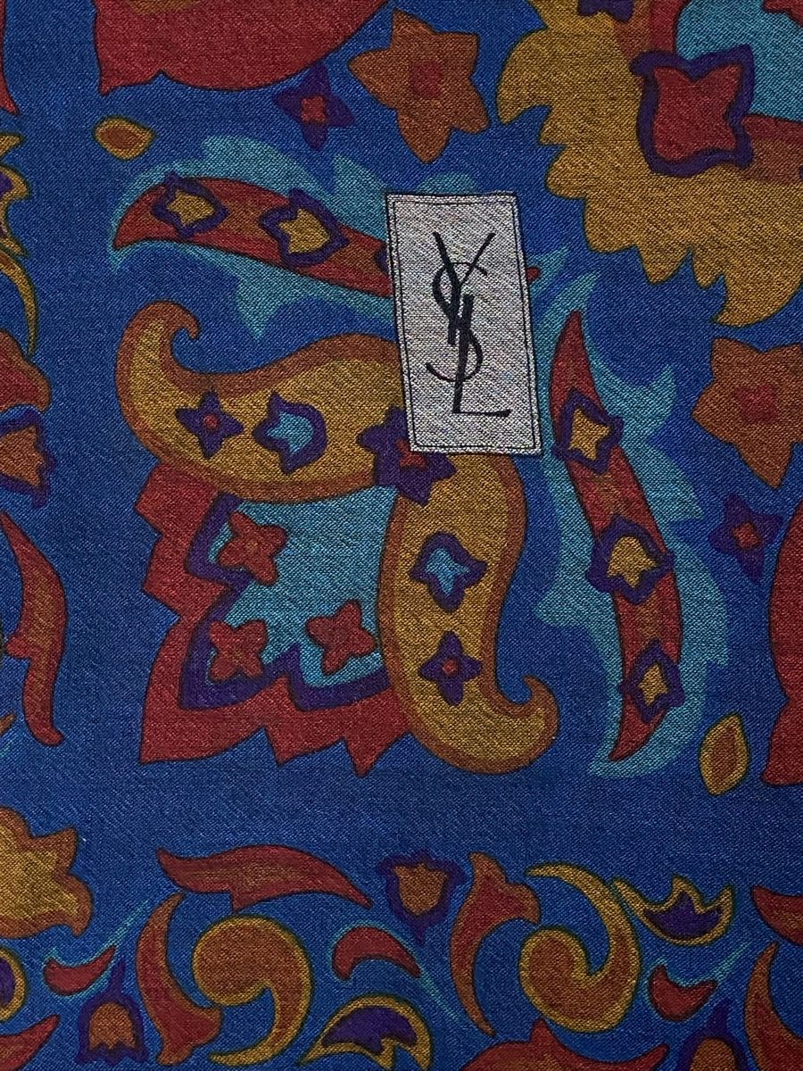 Saint Laurent Foulard & Sciarpe: Foulard Yves saint Laurent – Usato da Montreux venduto da Perledor 6