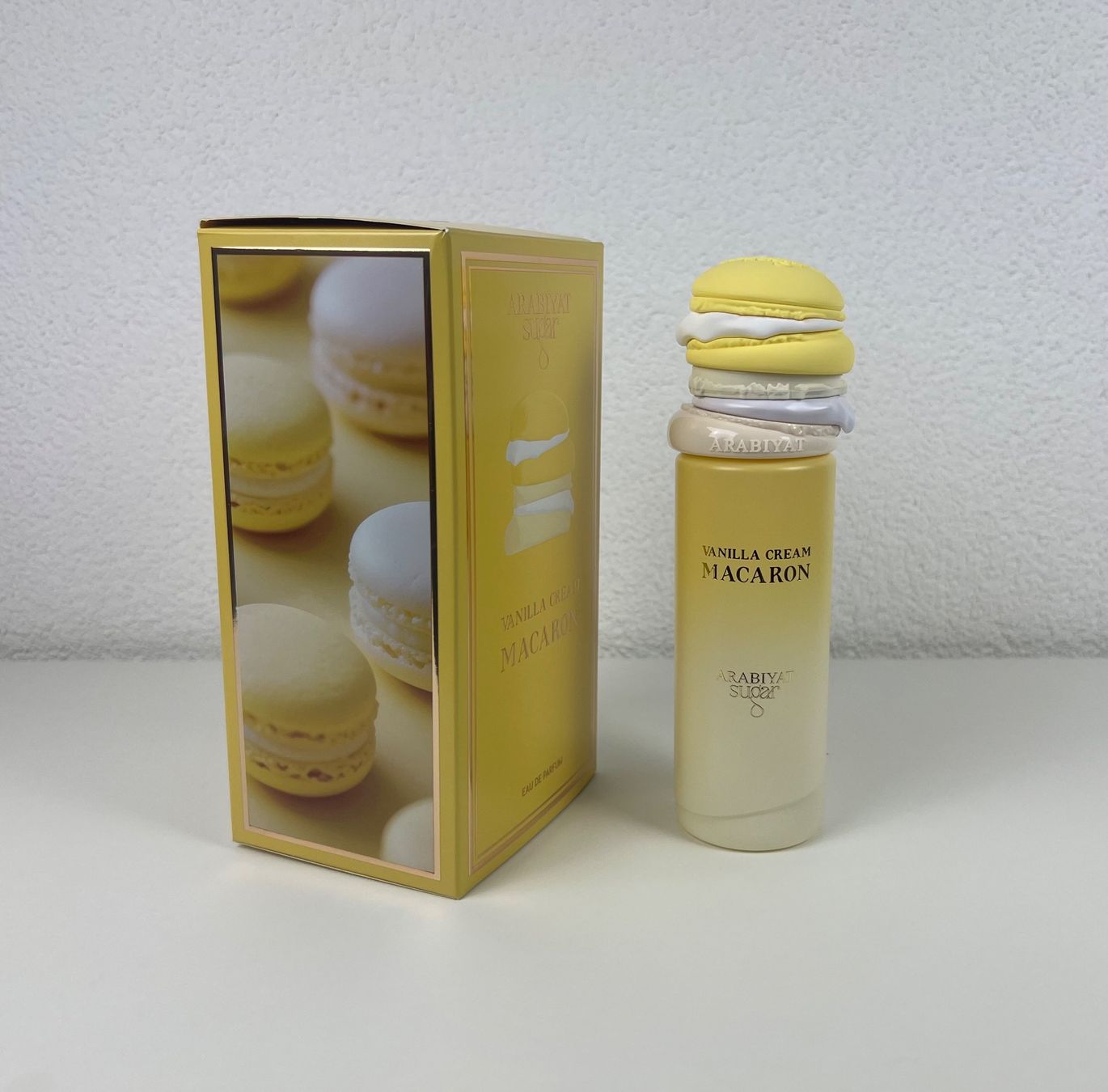 Profumi & Eau de Toilette: Arabiyat Sugar - Vanilla Cream Macaron Eau de Parfum 100ml – Usato da Stein am Rhein venduto da Moons_of_Saturn 2