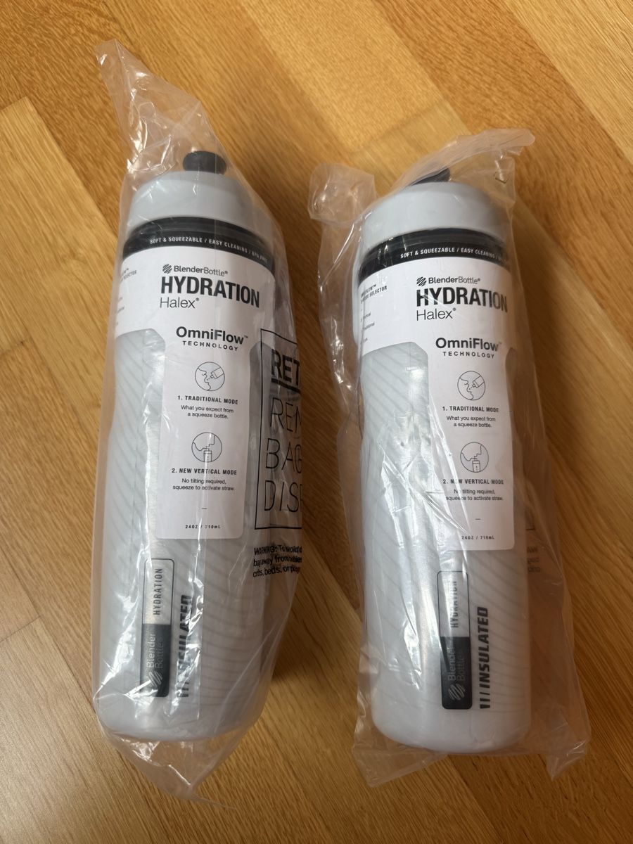 Borracce & Thermos: 2 BlenderBottle Trinkflaschen Halex 710ml – Nuovo e nell'imballaggio originale da Zürich venduto da Graes23