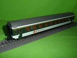 SBB Intercity Einheitswagen IV Erste Klasse Märklin 4123 T2b