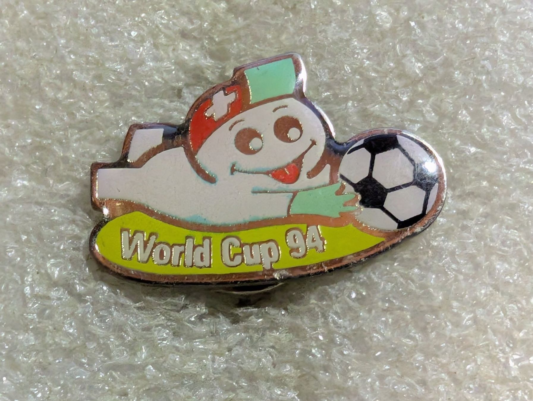 Placchette & Badge: Ansteckpin 2: Maga Bio – Usato da Oppligen venduto da Pin-Fall-Shop