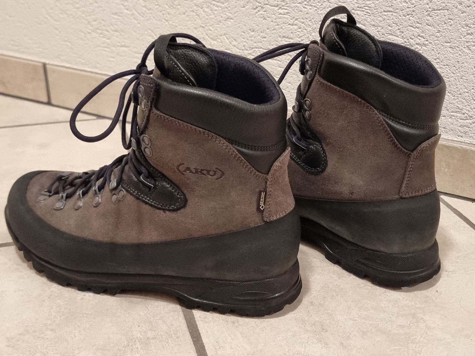 Aku Scarpe da uomo: Wanderschuh AKU (KS14) – Nuovo (secondo la descrizione) da Glarus venduto da fschneider99 2