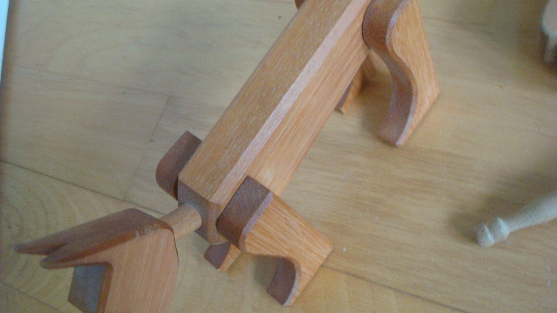 Giocattoli: 5 Holzspielsachen – Usato da Münchenstein venduto da Pesci6 4