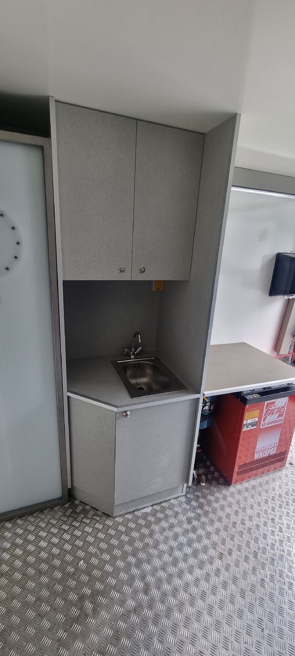 Contenitori edile: Shelter, Wohncontainer, Wohnkabine – Usato da Laupen BE venduto da cla_k82n 3