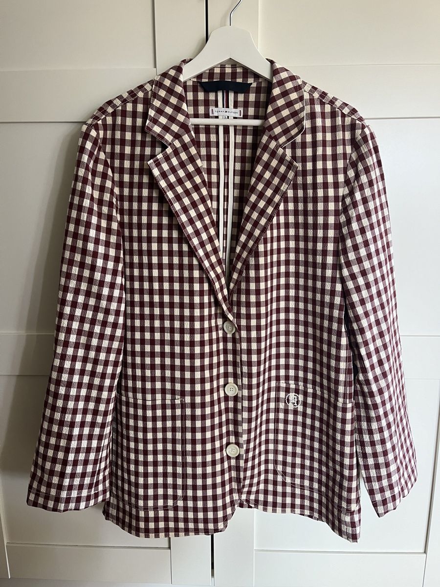 Tommy Hilfiger Lotti di vestiti: Tommy Hilfiger Blazer + Shorts Set – Nuovo (secondo la descrizione) da Regensdorf venduto da zon_fh62