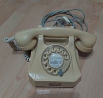 Vintage Telefon, Wählscheibentelefon, Retro Design,