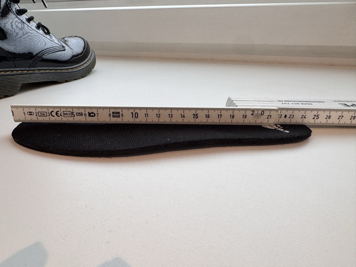 Dr. Martens Scarpe per ragazze: Dr. Martens Gr. 37 Topzustand!! – Nuovo (secondo la descrizione) da Kölliken venduto da Leana71 2