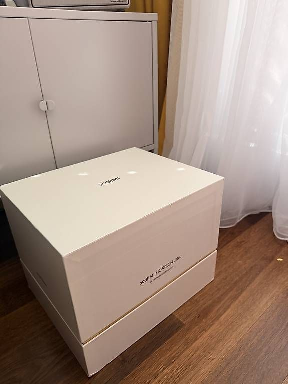 Proiettori: Horizon ULTRA by xGIMI – Usato da Männedorf venduto da abd_9kpt 1