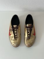 Rares baskets Nike shox cuir gold 