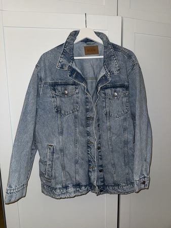 Jeansjacke, Grösse M - noch nie getragen