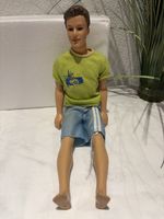 Ken Puppe Mattel 2004 defekt