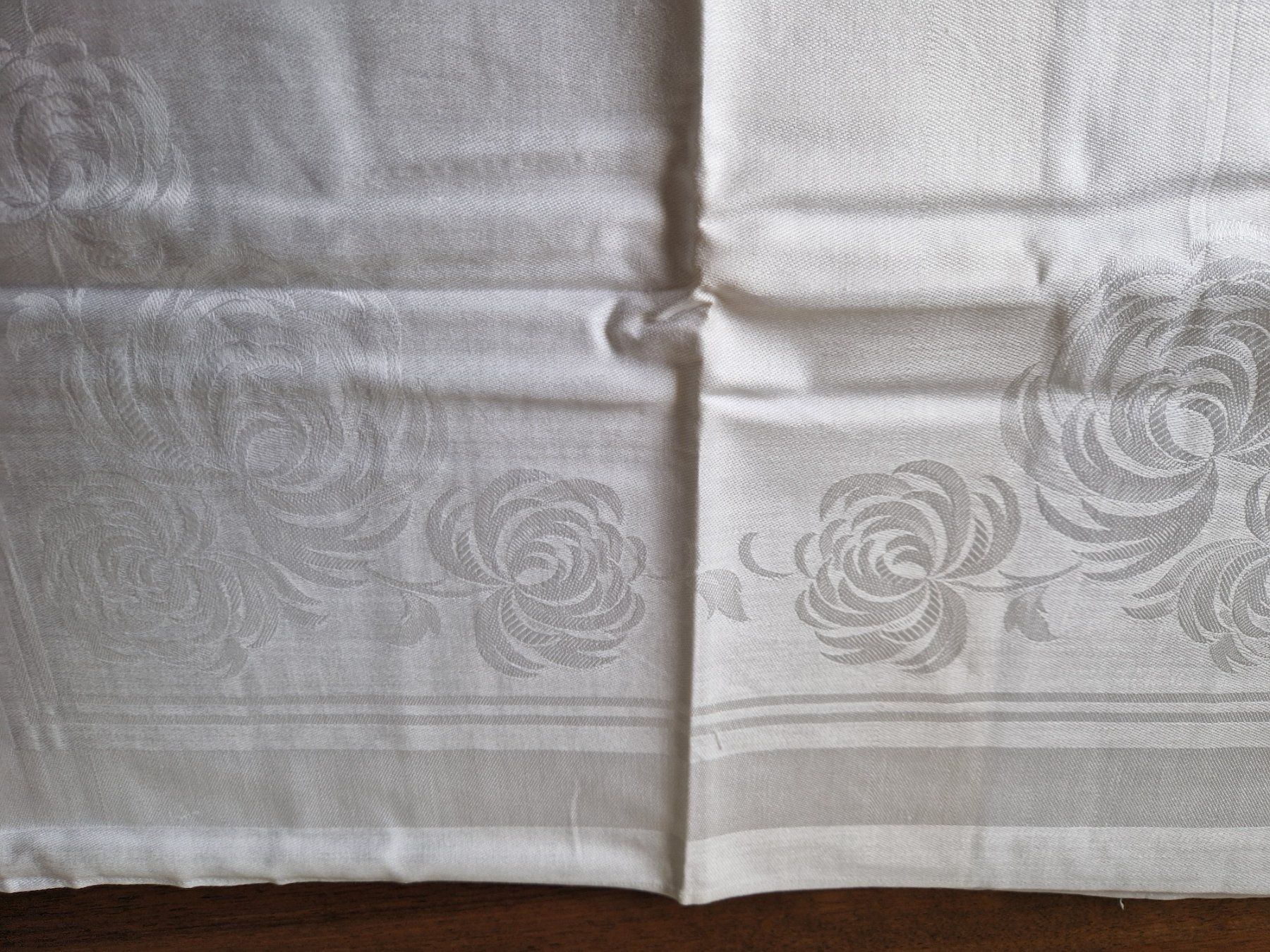 Servietten: Mako Servietten, 6 Stk.50x50cm – Neu und originalverpackt aus Bern von Antikbatik 6