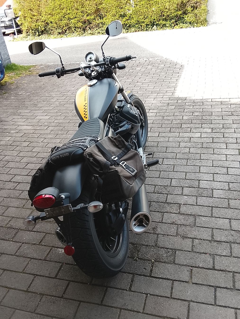 Moto Guzzi Sonstige: Motto Guzzi Bobber V9 – Gebraucht aus Oberriet SG von Allanhurst 2