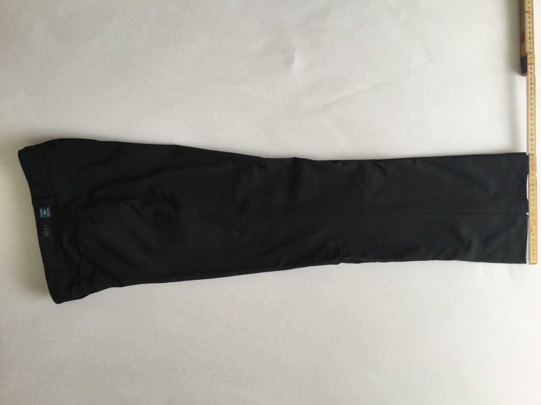Brax Pantaloni: Schwarze Hose 36 BRAX – Usato da Zürich venduto da Janakpur 4