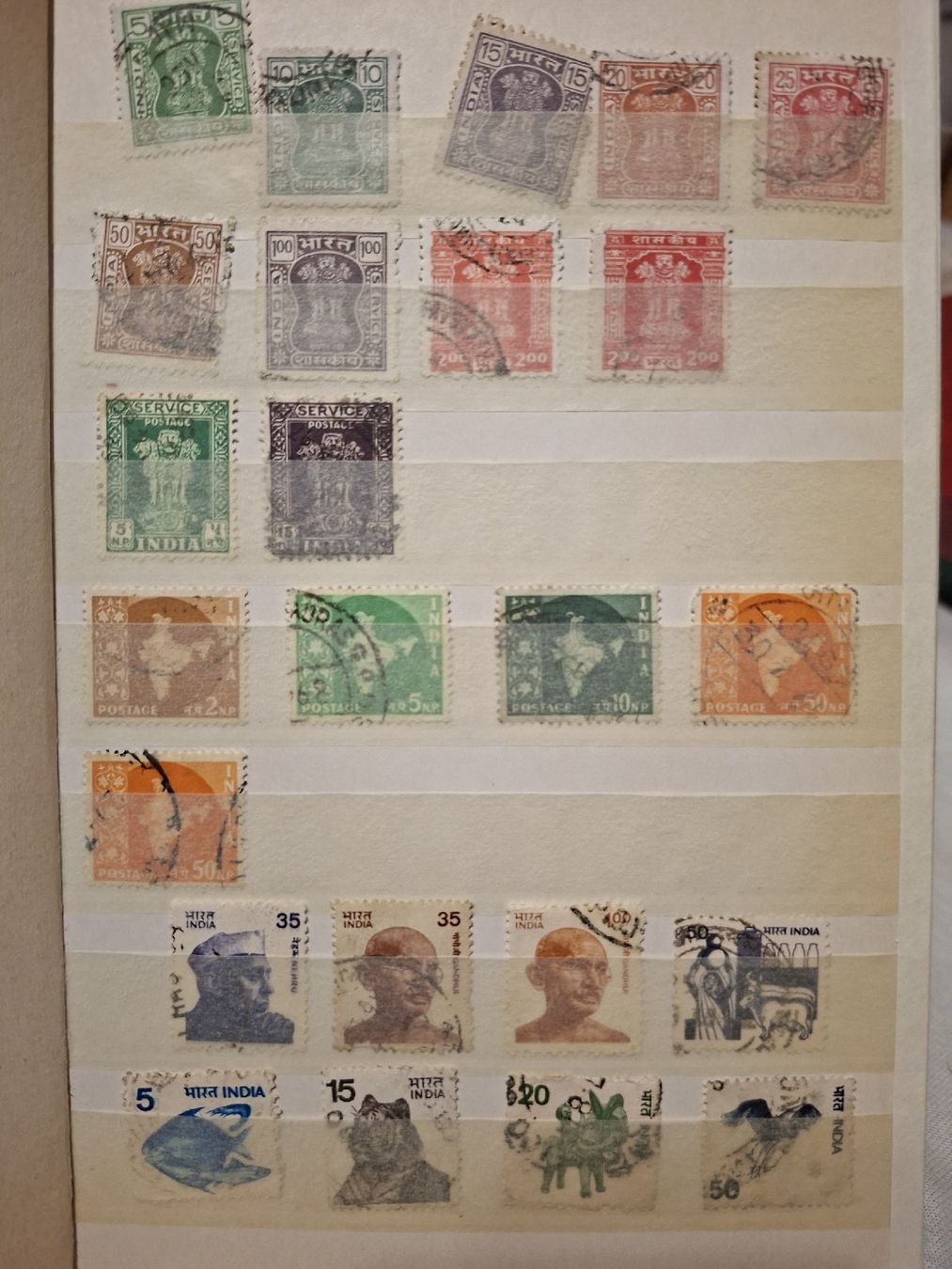 Tutti i francobolli: Briefmarken gemischt / Diverses / Ausland – Usato da Balgach venduto da SIMEON27 8
