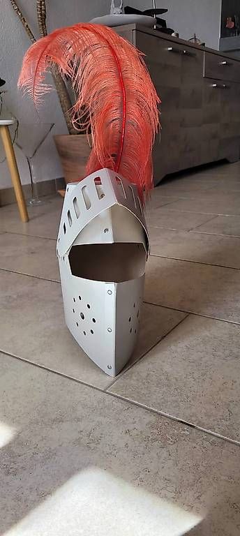 Giocattoli: Casque de chevalier pour garçon – Usato da Ste-Croix venduto da kar_9x7w 1