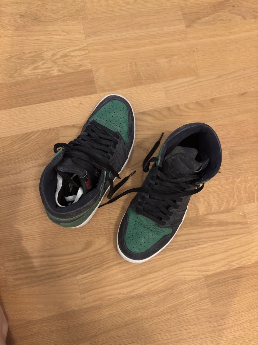 Jordan Scarpe da uomo: Air Jordan 1 High OG Sneakers – Usato da Winterthur venduto da 3mi_2kpf 1