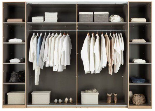 Mömax Schränke: Kleiderschrank – Gebraucht aus Kriens von chant 4