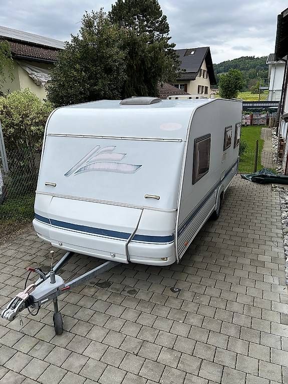 Veicoli da campeggio: Wohnwagen  – Usato da Ganterschwil venduto da CS-150