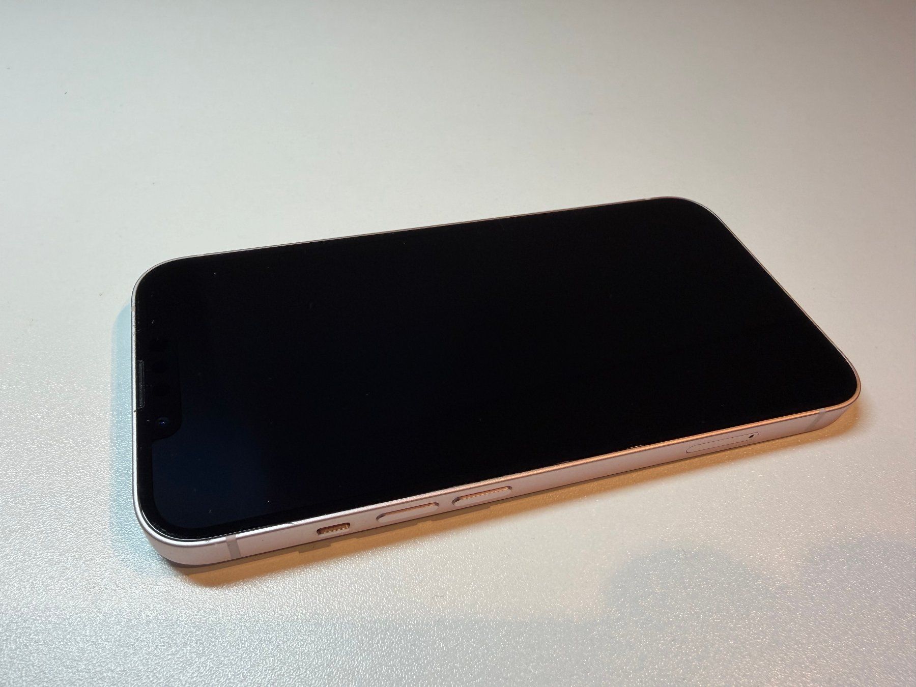 Apple Telefoni cellulari / Smartphones: iPhone 13 pink 128GB – Usato da Geuensee venduto da Zecki72 1