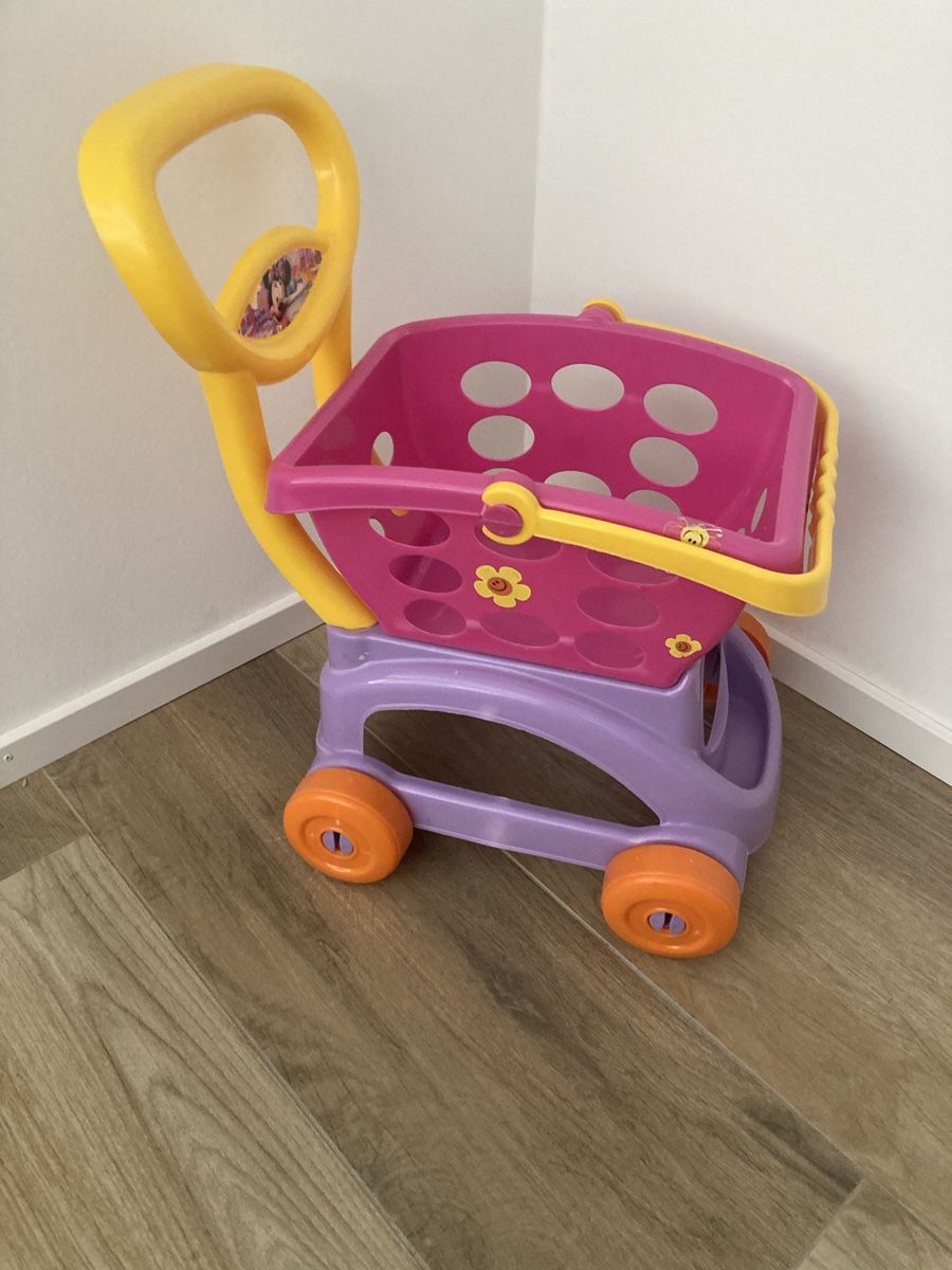 Disney Giocattoli: Kinder Einkaufswagen Minnie  – Usato da Ettingen venduto da mis_68gg 1