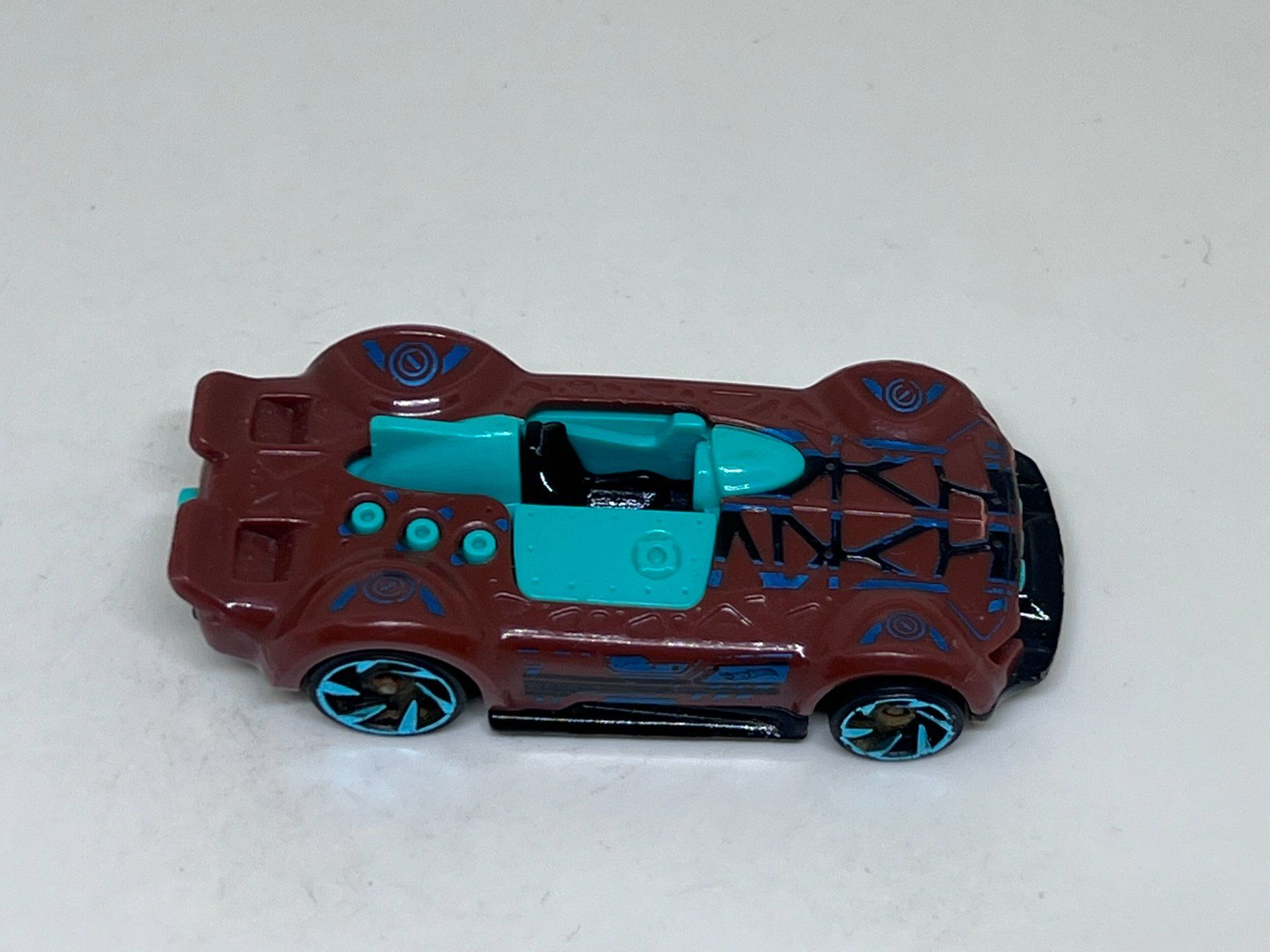 Hot Wheels Modellini d'auto: Hot Wheels Monte Racer #475 – Usato da Wildegg venduto da LaaBoutique 1