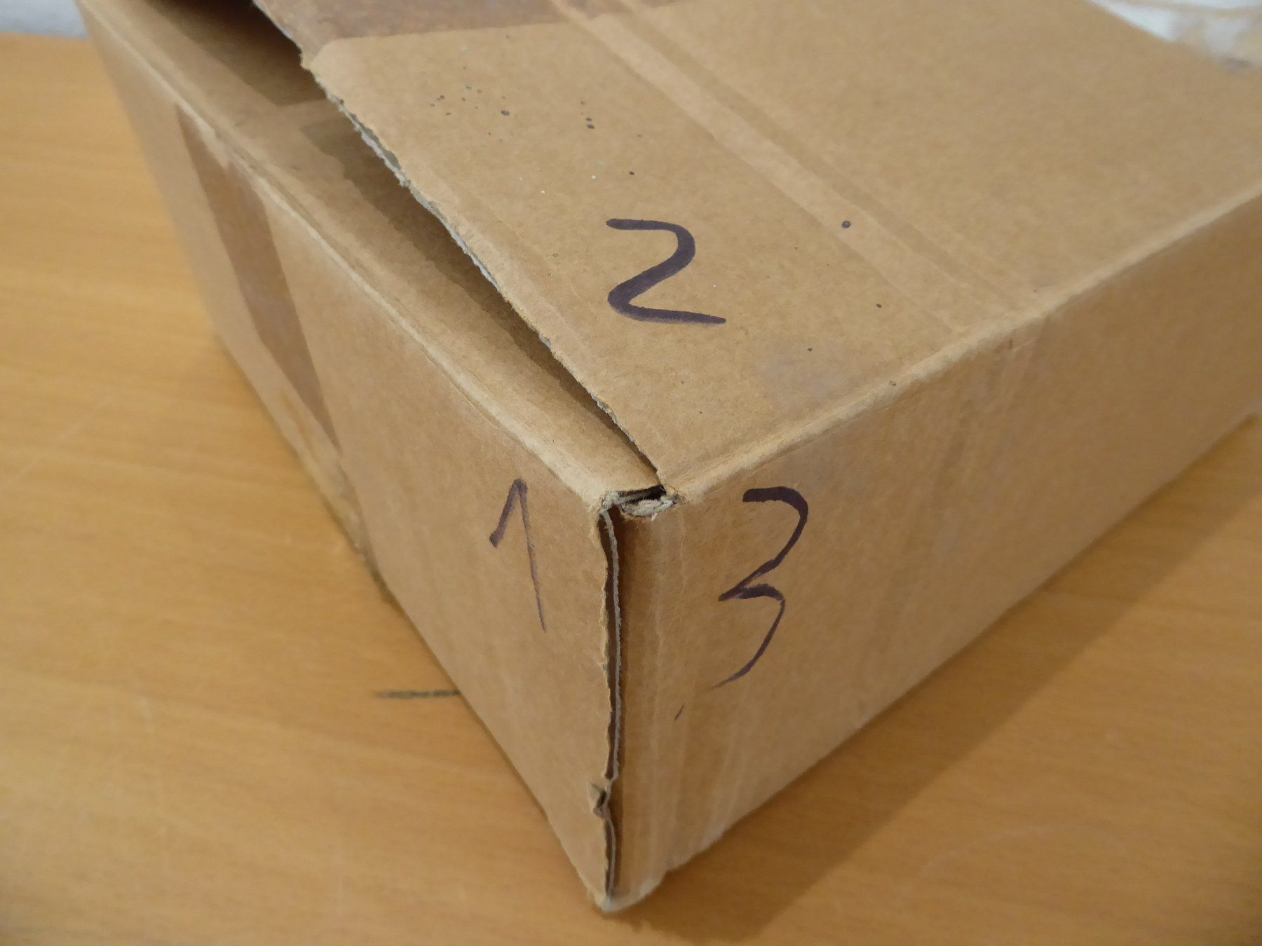 Tutti i francobolli: Interessanter Posten Schweiz auf Papier – Usato da Rothrist venduto da swisstools 9