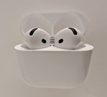 Apple AirPods 4