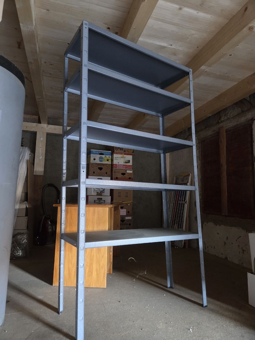 Regale: Regal Metall grau 5 Tablare – Gebraucht aus Winterthur von cherzli02