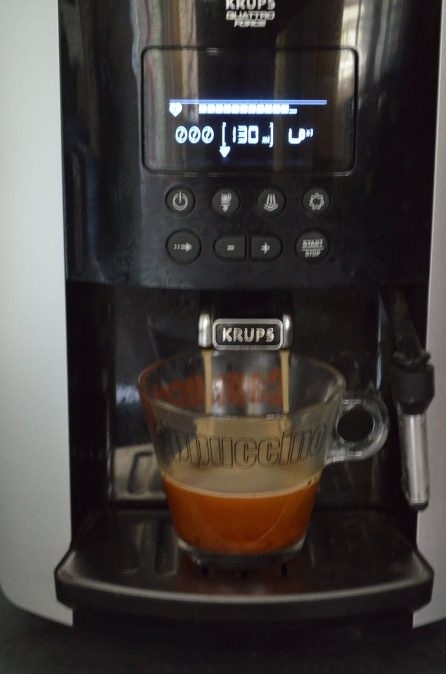 Krups Macchine per caffè & Macchine per espresso: Krups EA81 Kaffeemaschine / Machine à café – Usato da Collonges venduto da arashee 7