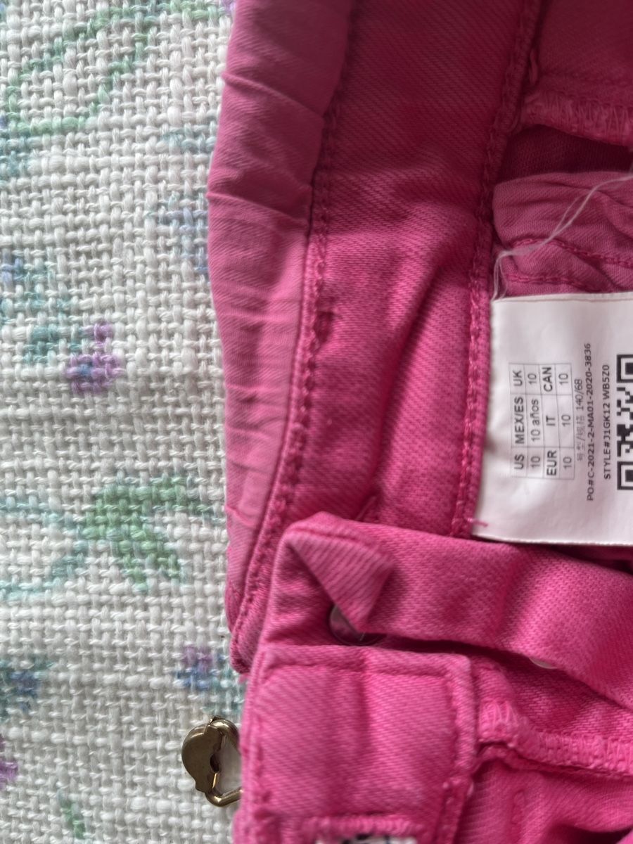 Guess Pantaloni: Shorts Guess Gr.10. (140) – Usato da Kriens venduto da burnauc 6