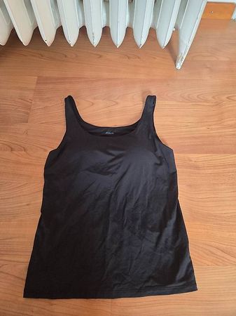Neuwertiges Uniqlo AIRism Top (ärmellos) Gr. M, Schwarz