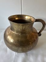 Antiker, massiver Messing Krug mit Henkel, Vintage