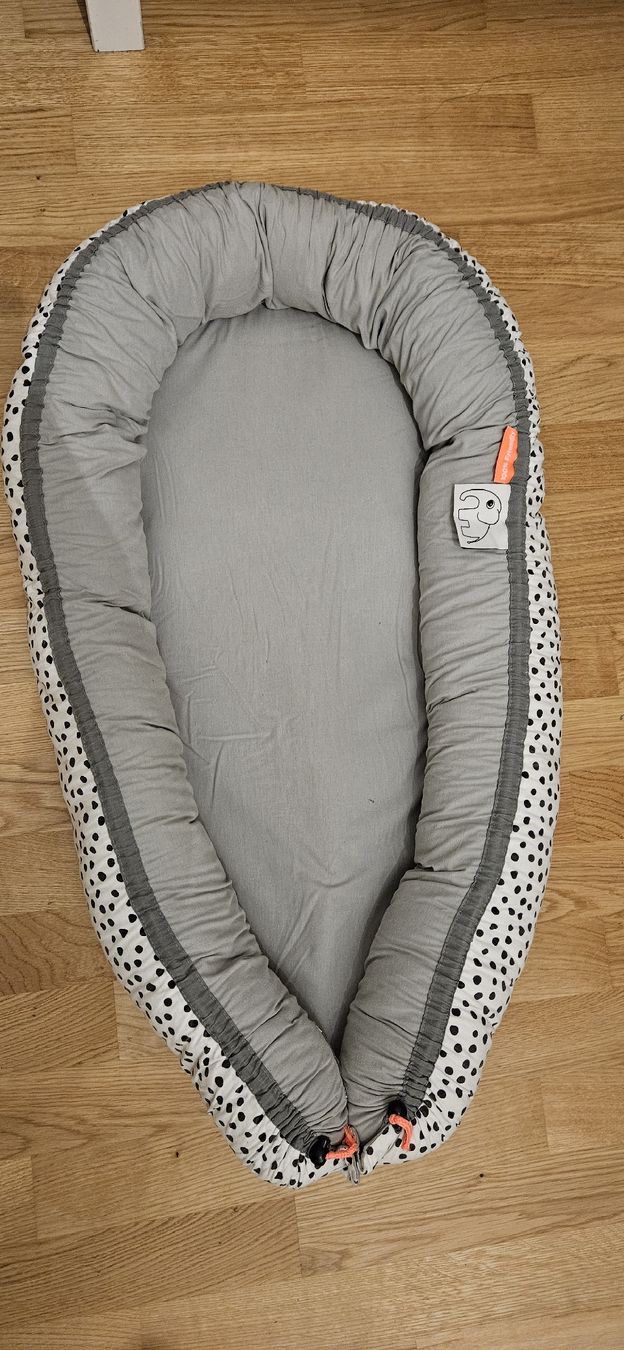 Betten: Babynest von "done by deer" – Gebraucht aus Mittelhäusern von NGreg 1