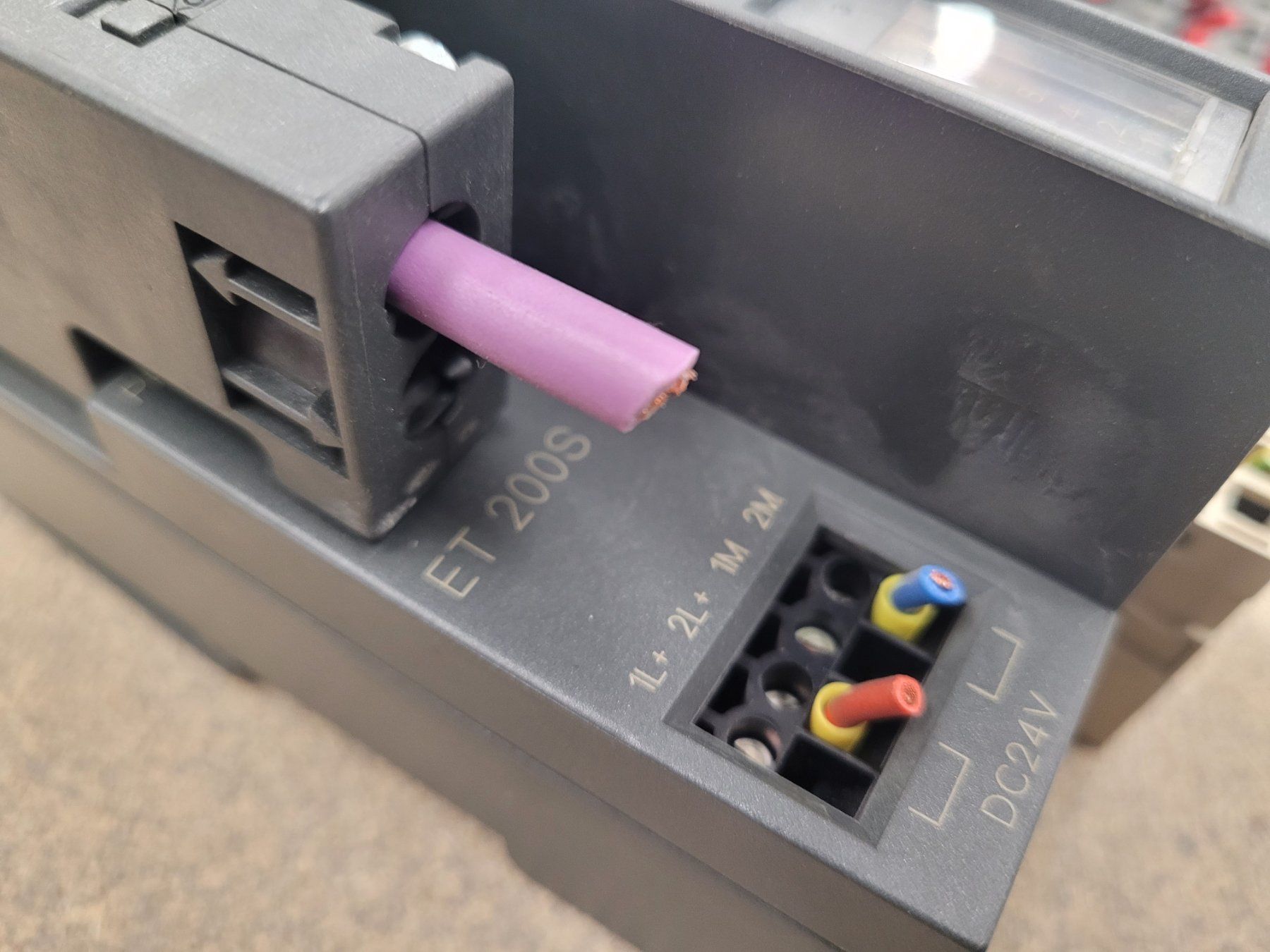 Siemens Elektronikbauteile: Siemens Simatic S7-132-4BD00-0AA0 ET200S Baugruppe Modul – Gebraucht aus Vitznau von Vitznau84 2