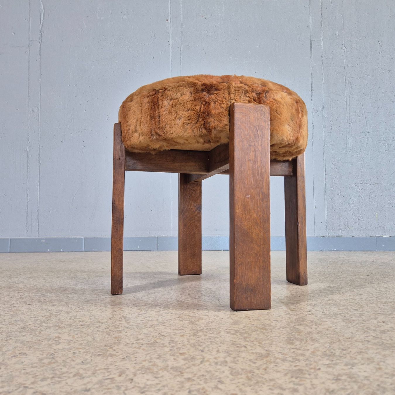 Sgabelli: Fellhocker Fellhöcker Hocker Stool – Usato da Nottwil venduto da Wondewa-Shop