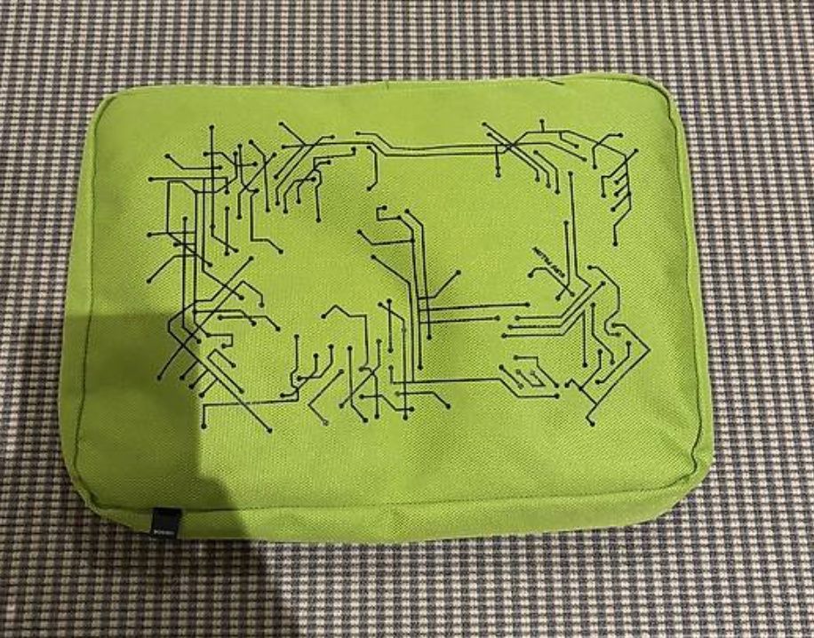 Cuscini: Coussin souple – Usato da La Croix (Lutry) venduto da patricia150392