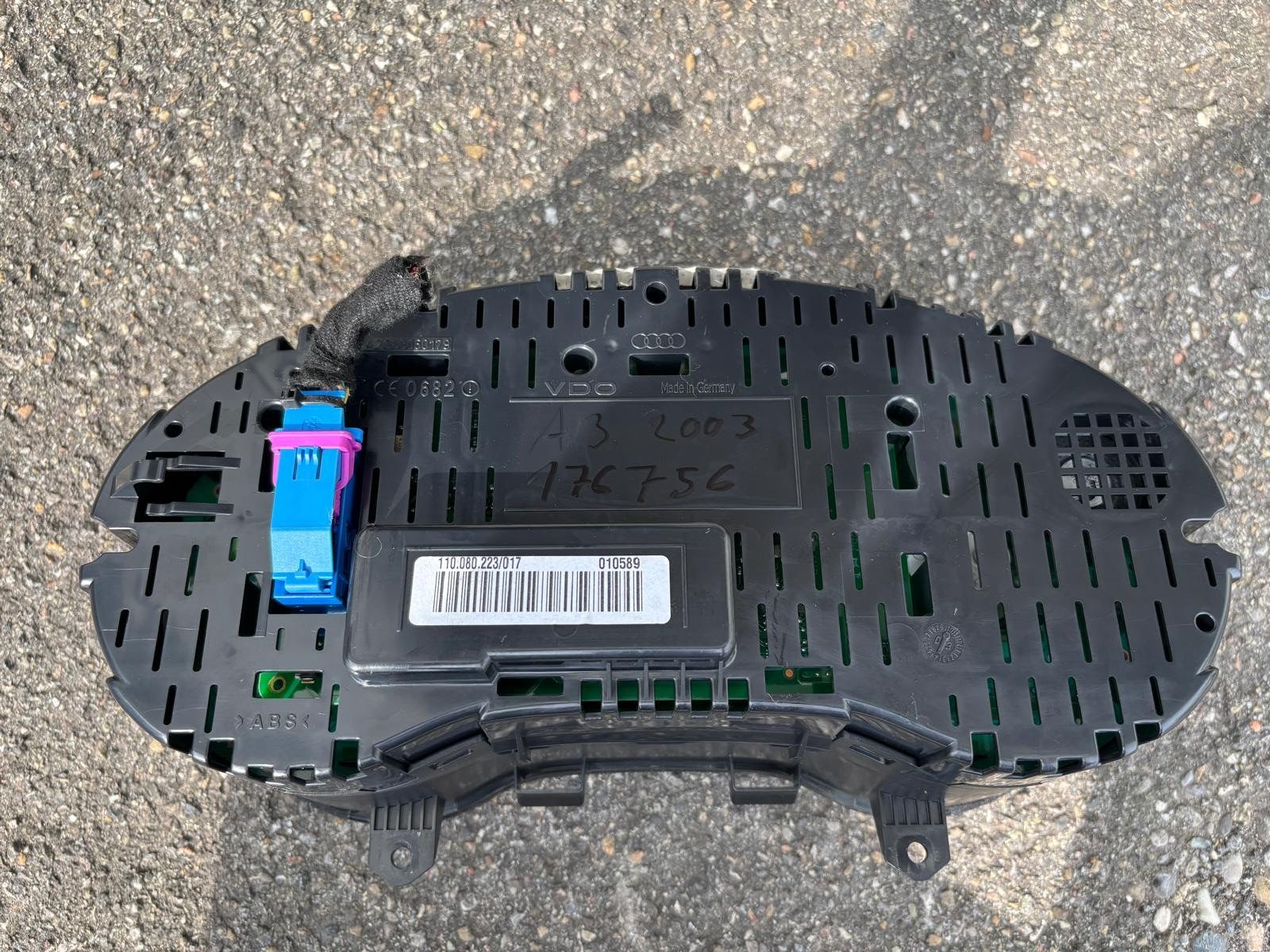 Misurare: Audi A3 Tacho, Tachometer 3 Door Jg 2004 – Usato da Rothenhausen venduto da Deltassion 1